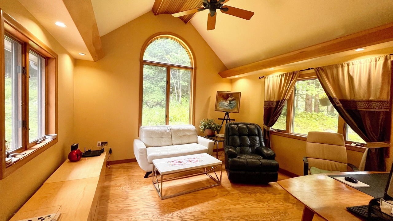 Photo of Livingroom in Harwinton