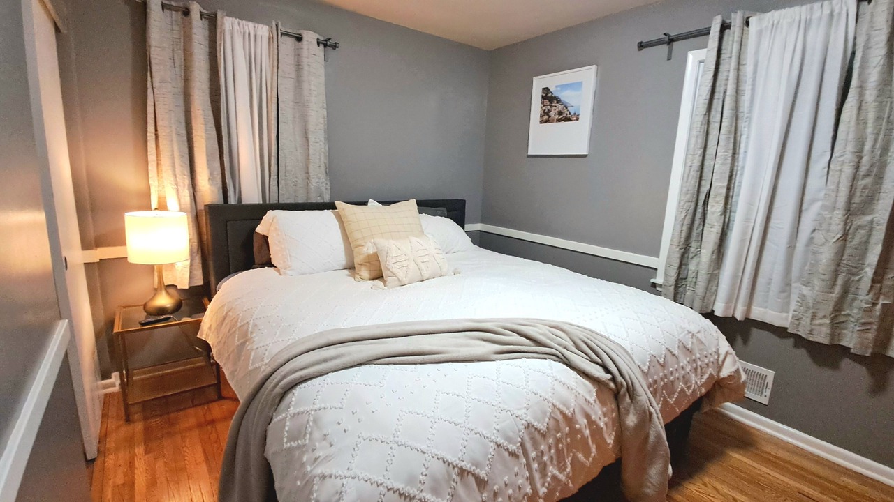 Photo of Bedroom in Richfield