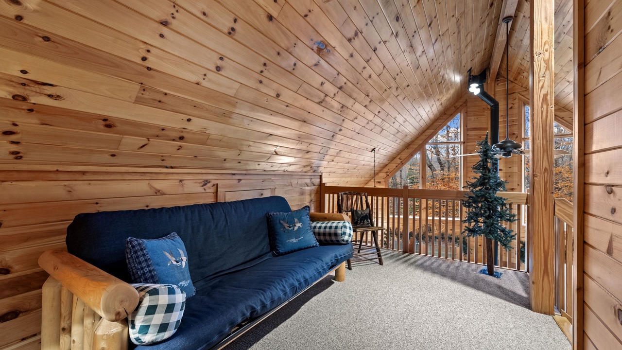 Photo of Livingroom in Old Forge