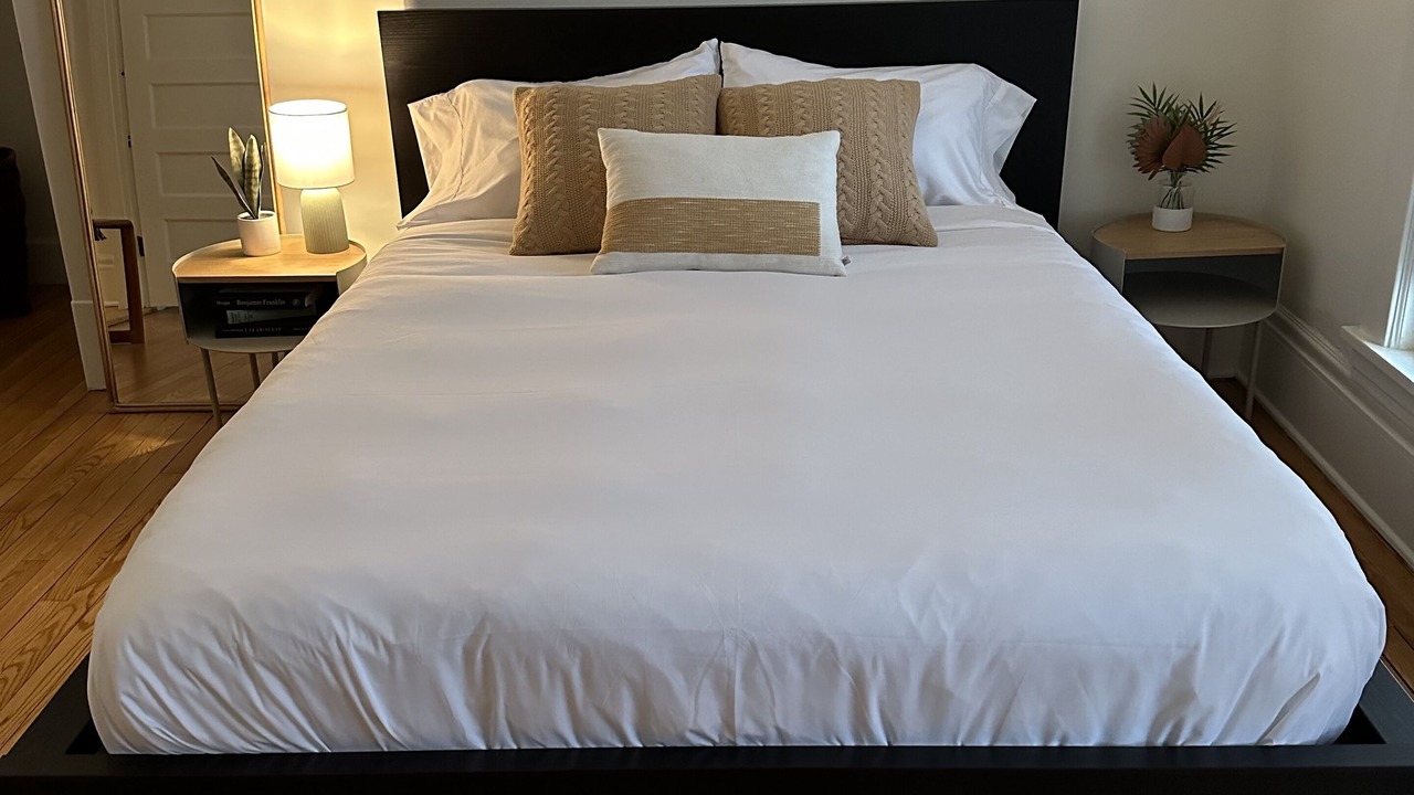 Photo of Bedroom in Summit - University