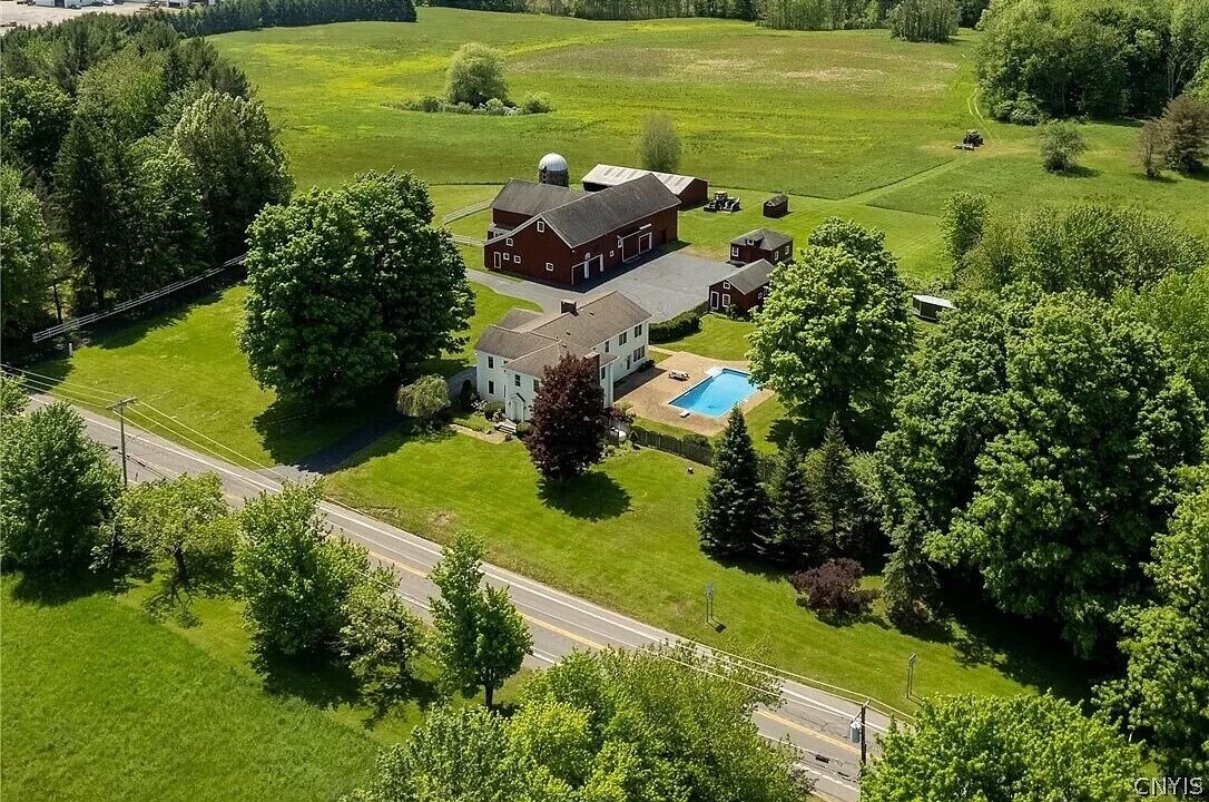 Photo of Outdoor in Parish