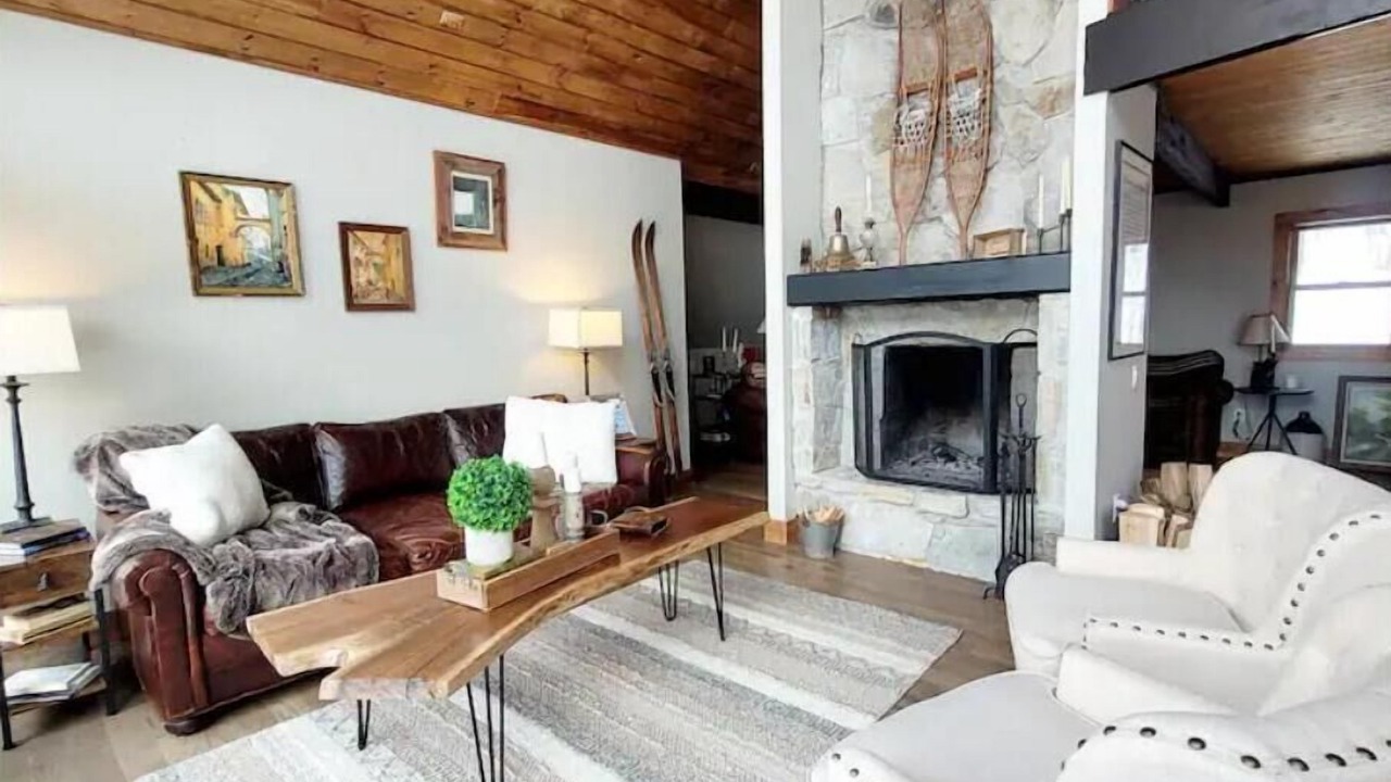 Photo of Livingroom in Andover
