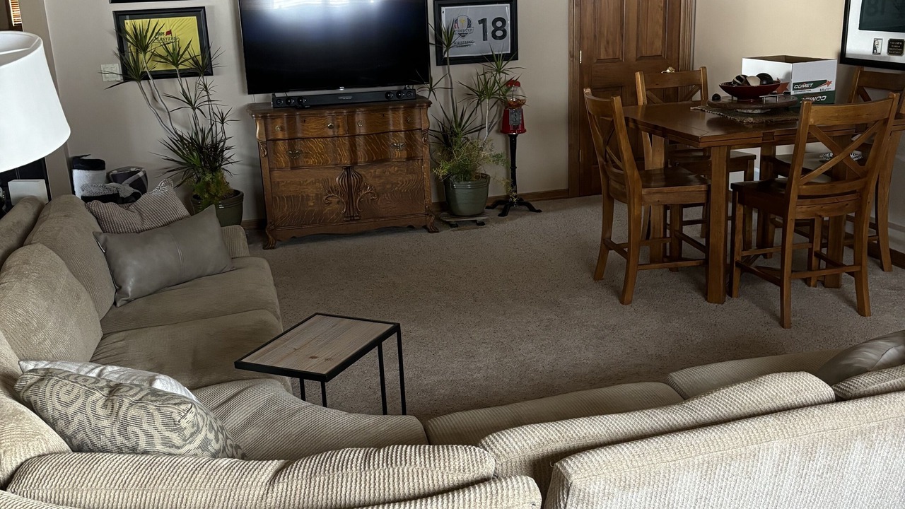 Photo of Livingroom in Howard