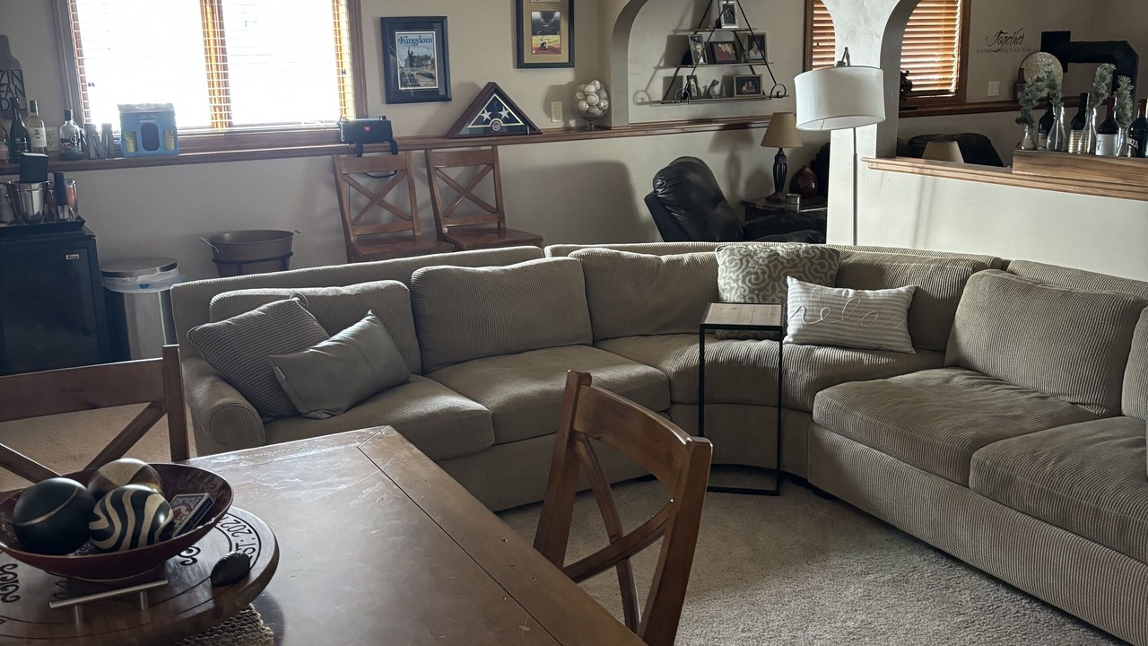 Photo of Livingroom in Howard