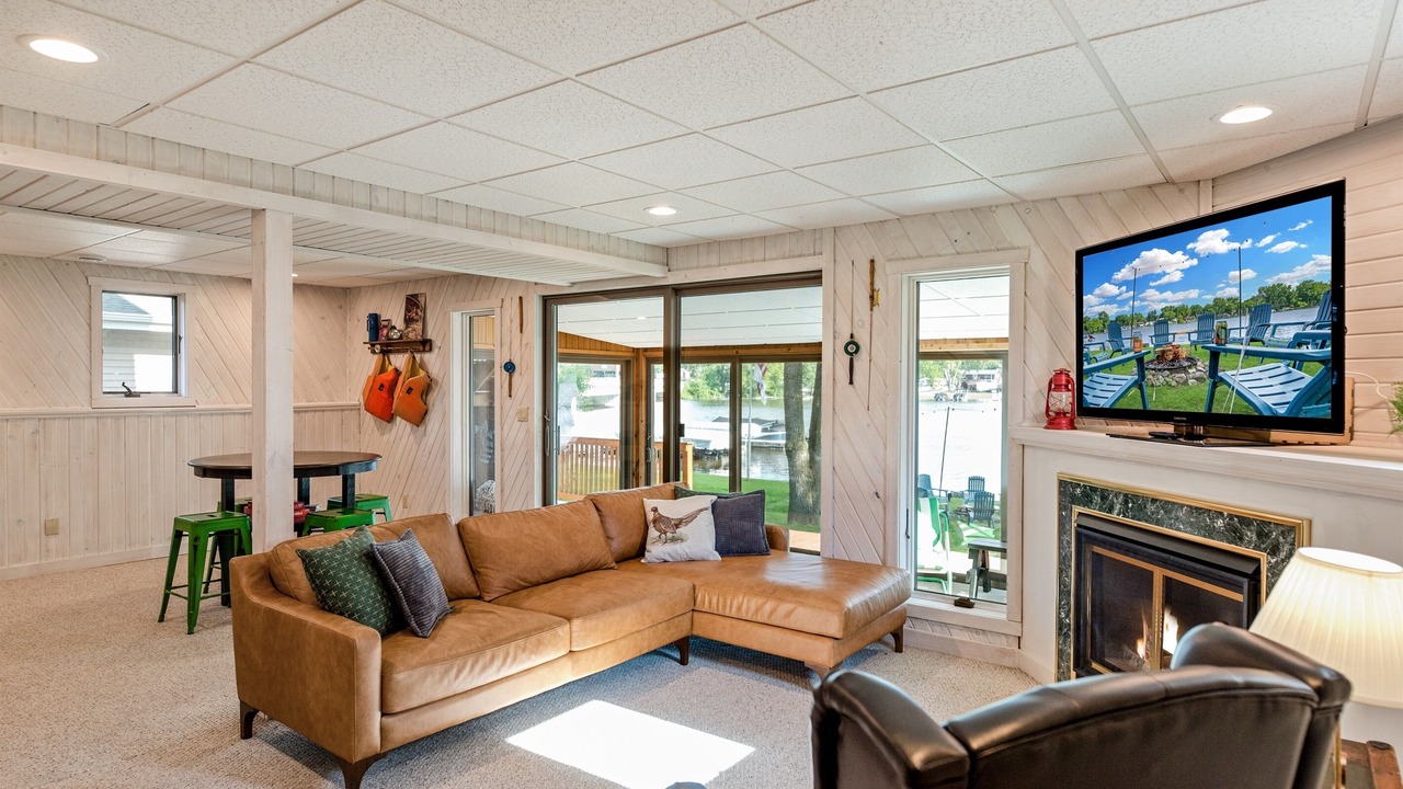 Photo of Livingroom in Newville