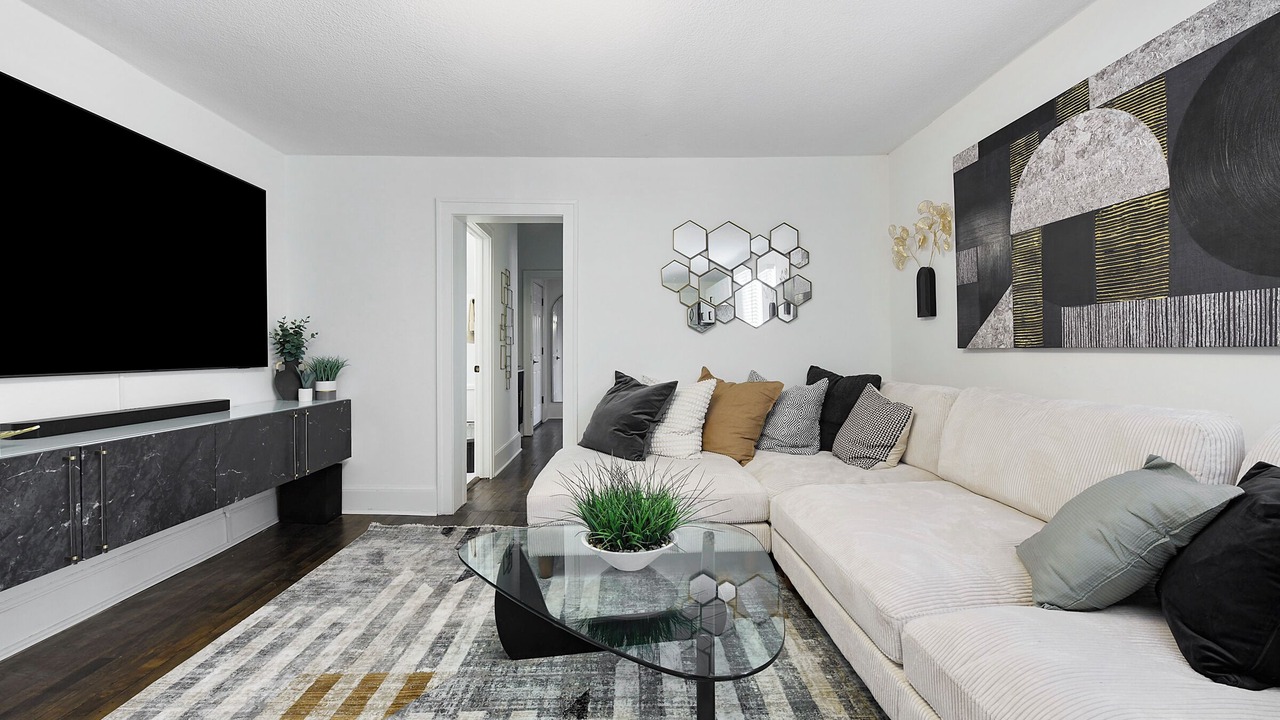 Photo of Livingroom in Northeast Minneapolis