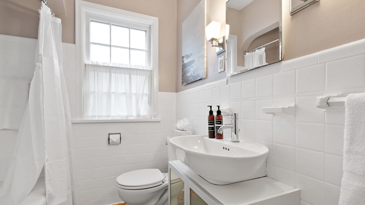 Photo of Bathroom in Highland