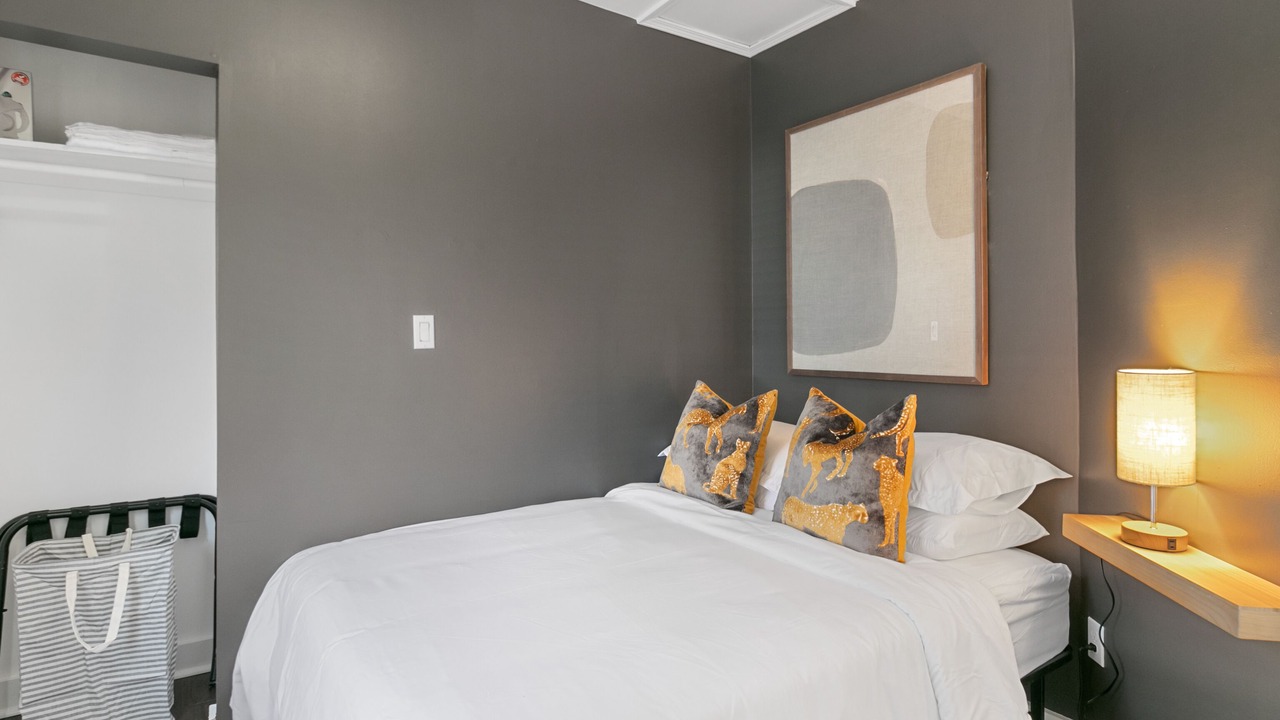 Photo of Bedroom in Ferndale