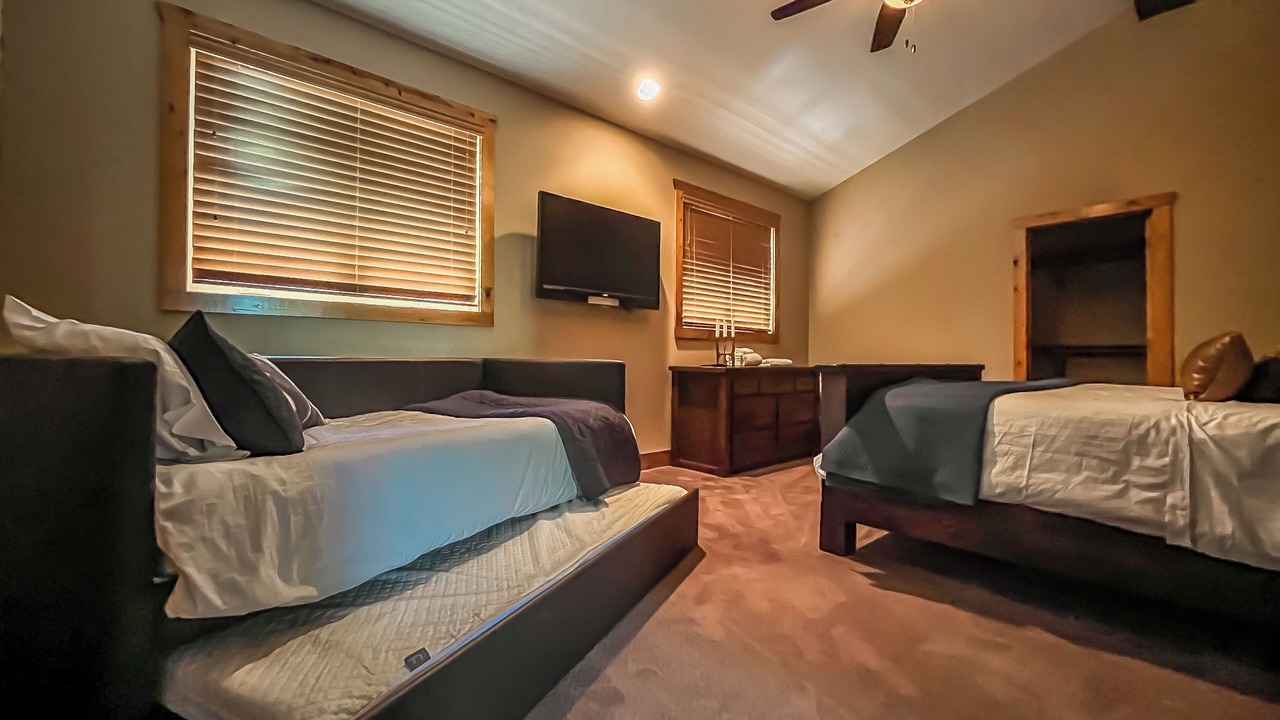 Photo of Bedroom in North Glade Hills