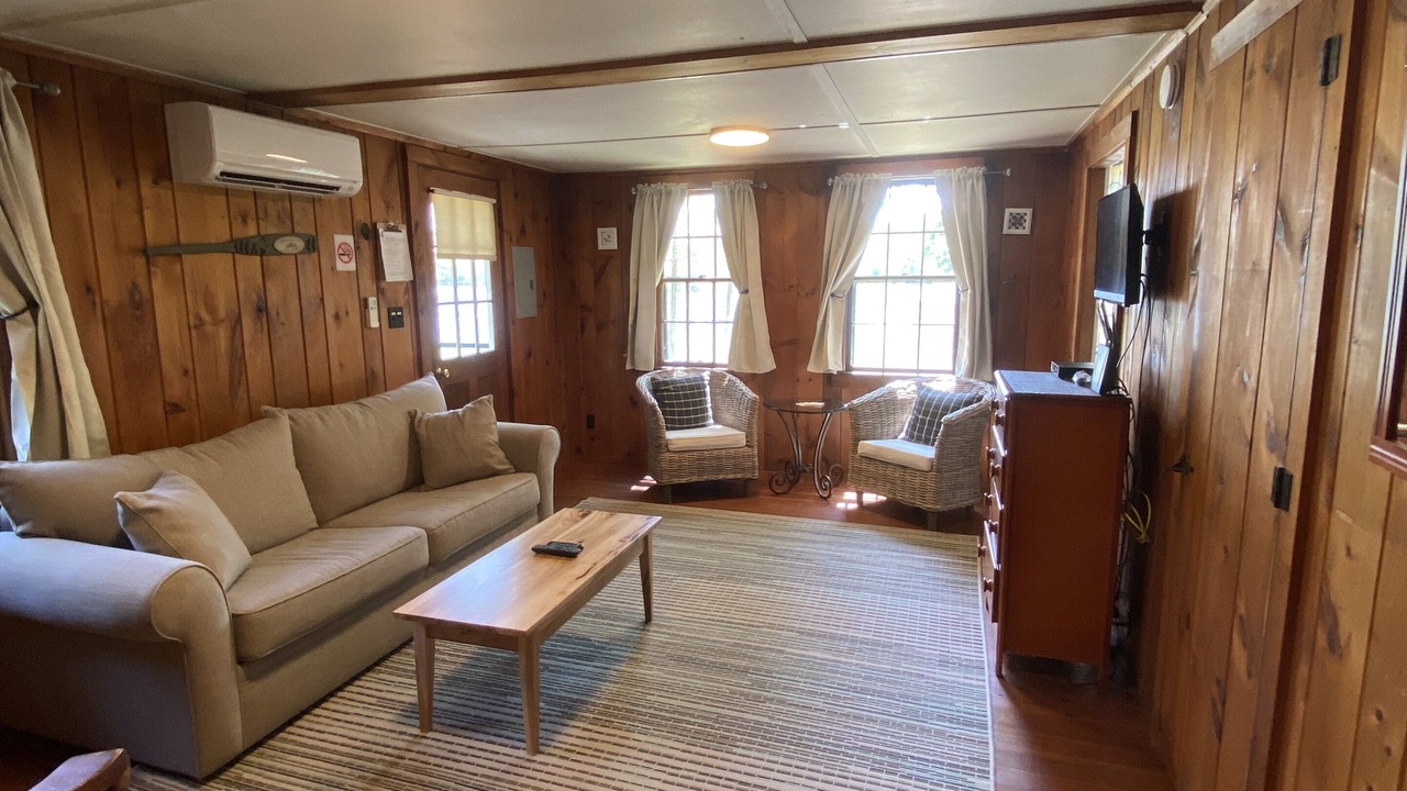 Photo of Livingroom in Moultonborough