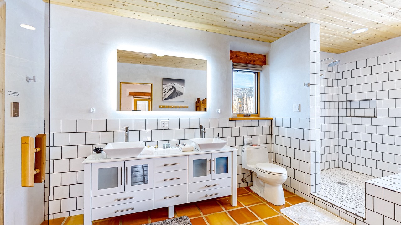 Photo of Bathroom in Arroyo Seco