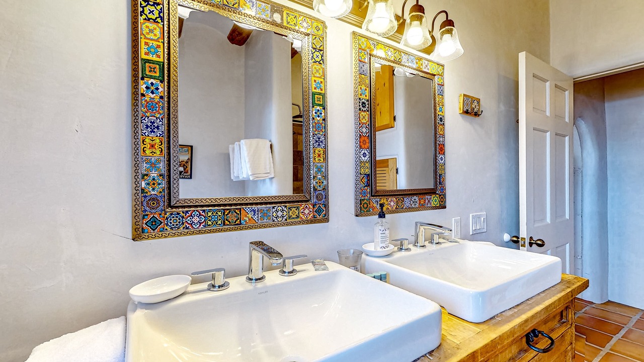 Photo of Bathroom in Arroyo Seco