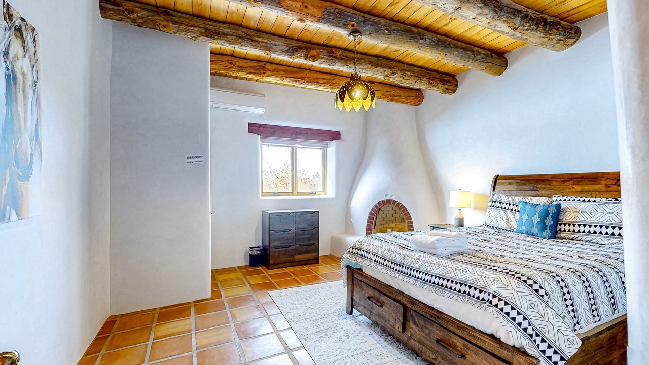 Photo of Bedroom in Arroyo Seco