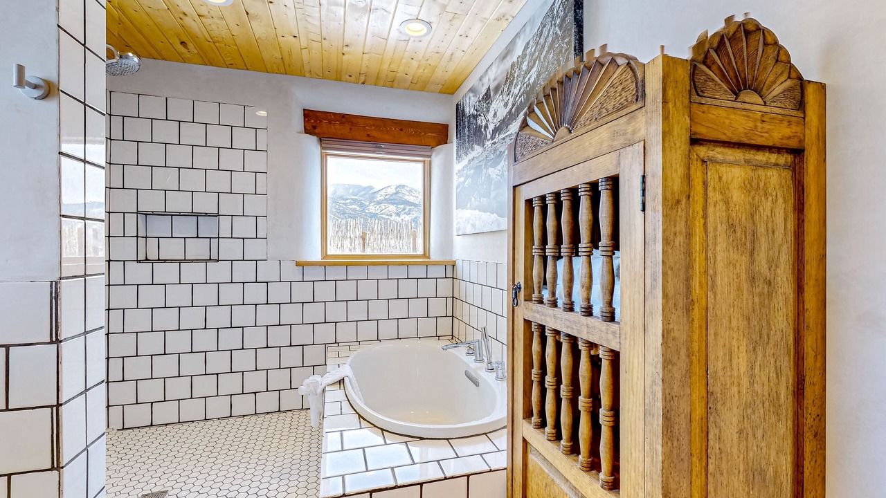 Photo of Bathroom in Arroyo Seco