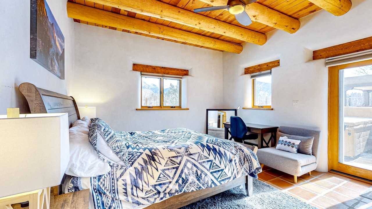 Photo of Bedroom in Arroyo Seco