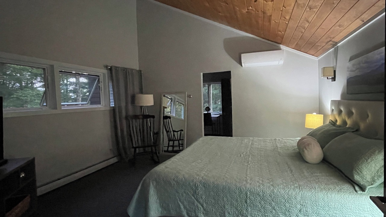Photo of Bedroom in Stowe Hollow
