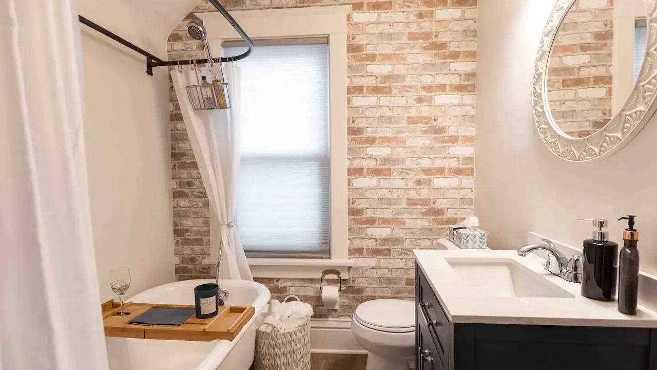 Photo of Bathroom in Albert Lea