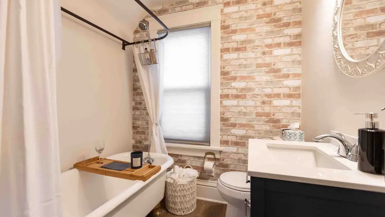 Photo of Bathroom in Albert Lea