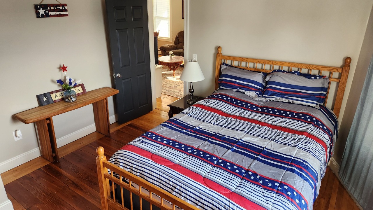 Photo of Bedroom in Rimmon Heights