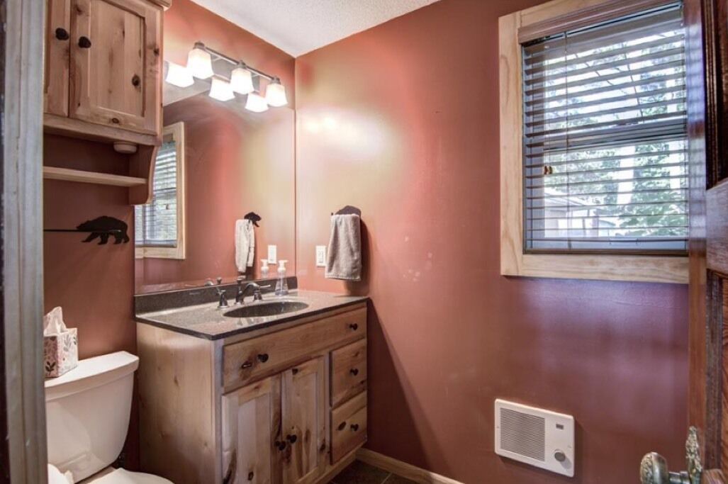 Photo of Bathroom in Northwoods Beach