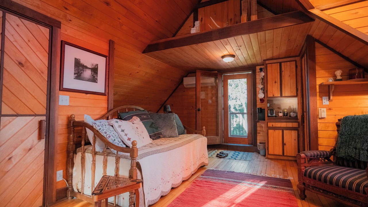 Photo of Bedroom in Bayport