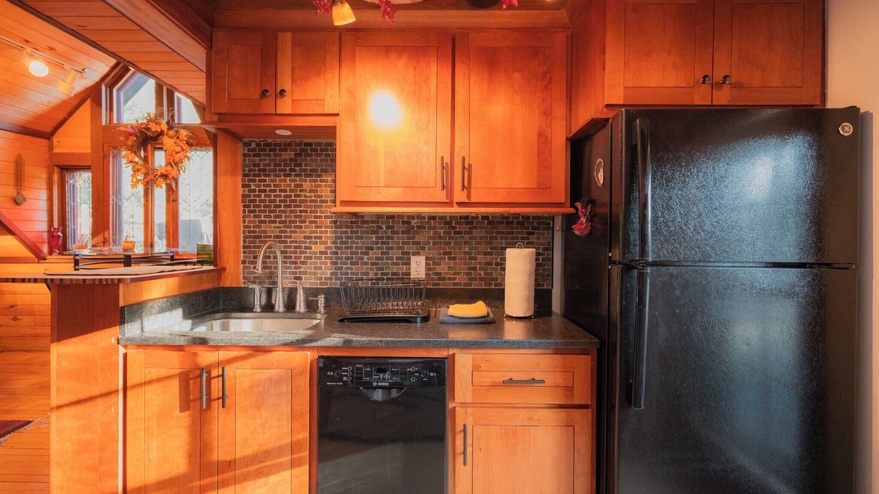 Photo of Kitchen in Bayport