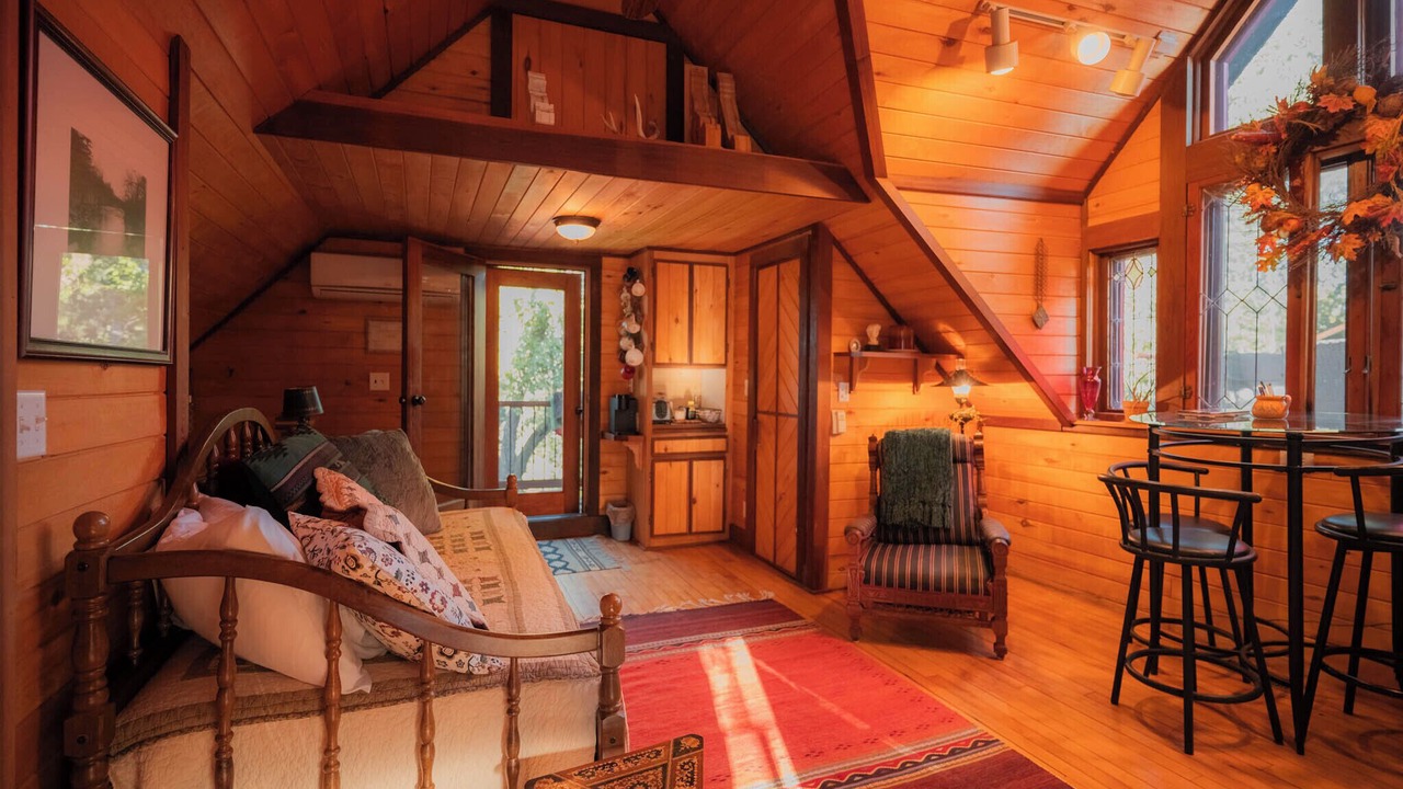 Photo of Livingroom in Bayport