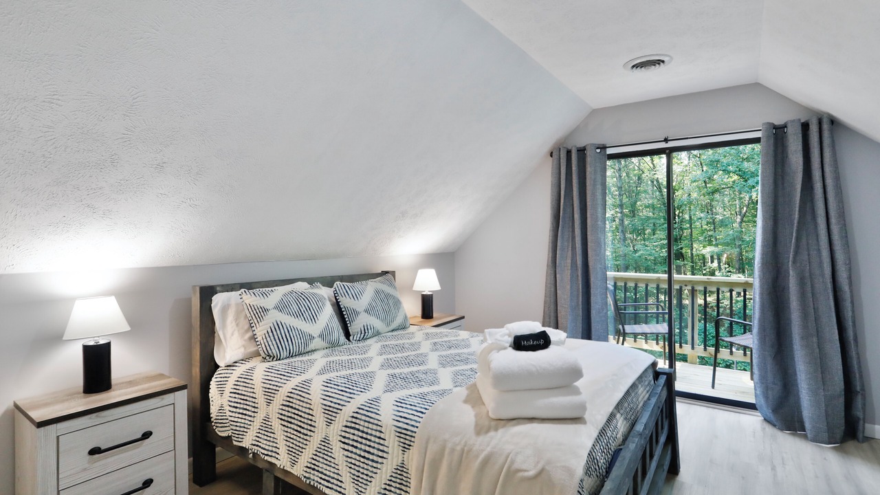 Photo of Bedroom in Hedgesville