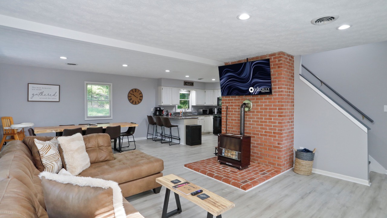 Photo of Livingroom in Hedgesville