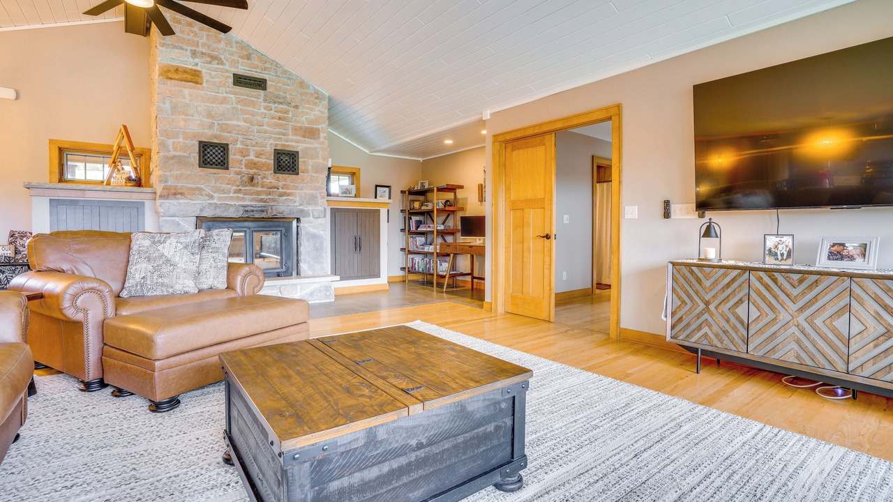 Photo of Livingroom in Pierce County