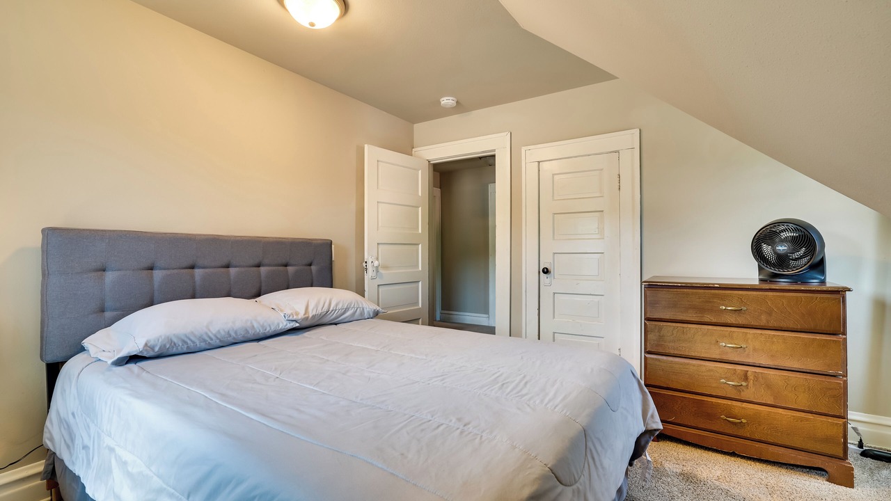 Photo of Bedroom in Hixton