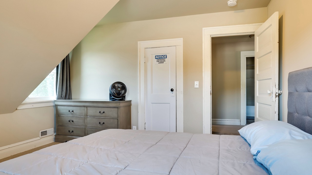 Photo of Bedroom in Hixton
