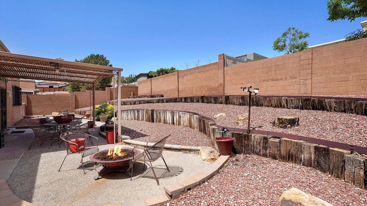 Photo of Outdoor in Taylor Ranch