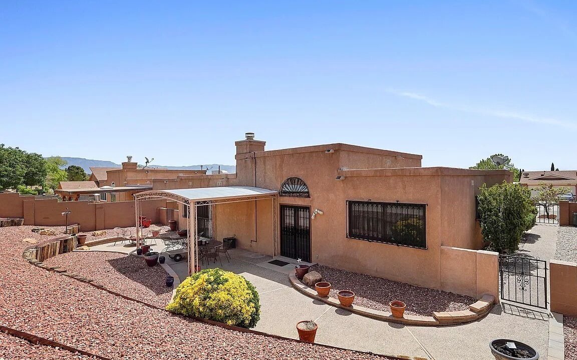 Photo of Outdoor in Taylor Ranch