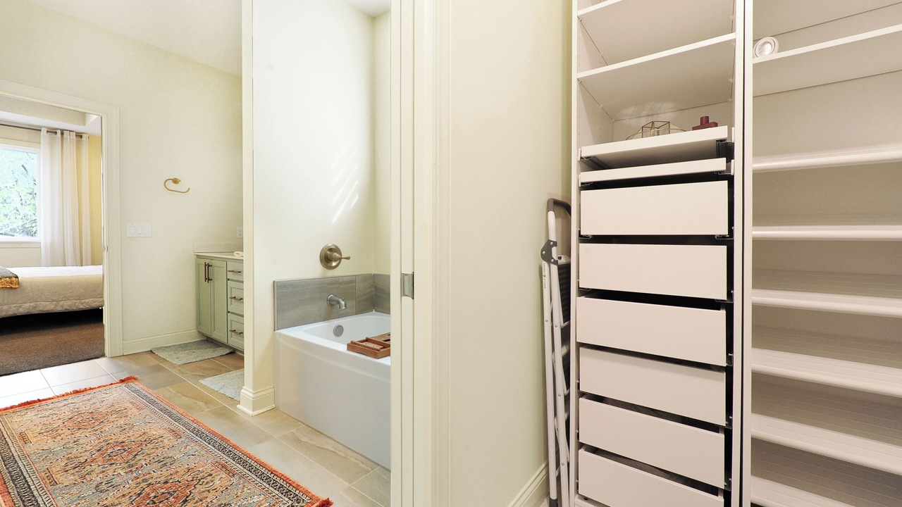 Photo of Bathroom in Rosemount