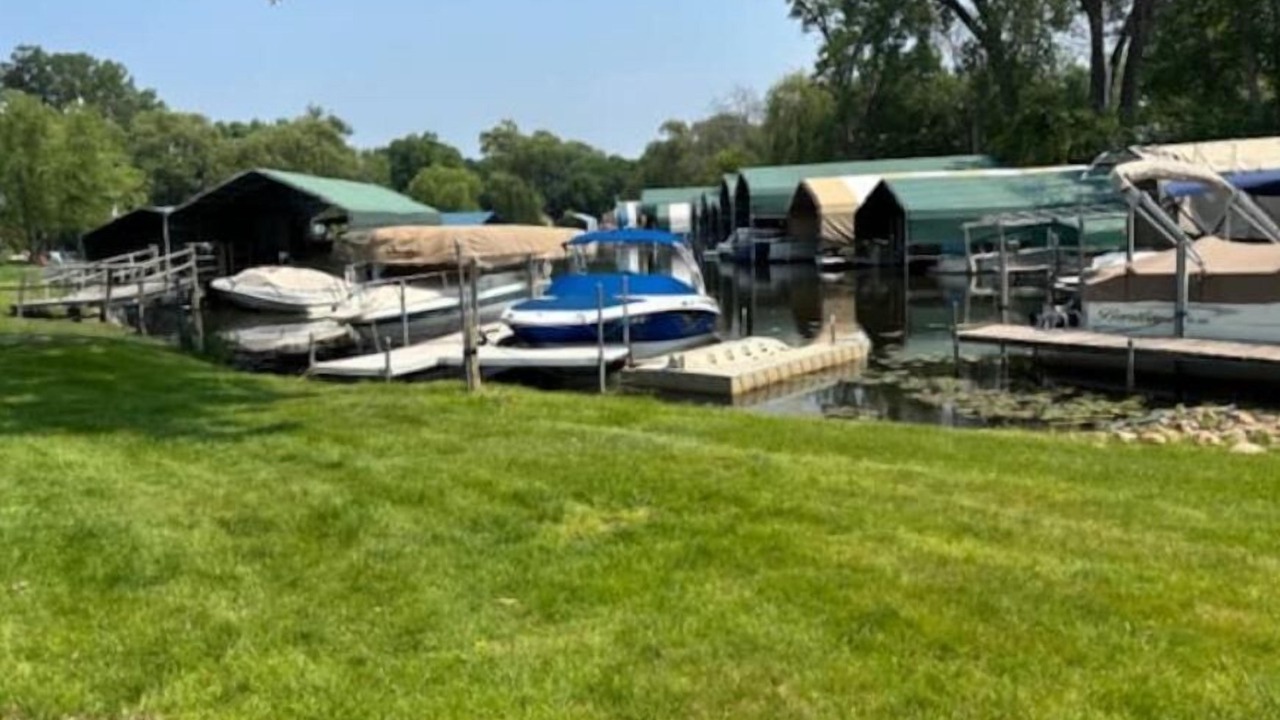 Photo of Others in Tonka Bay