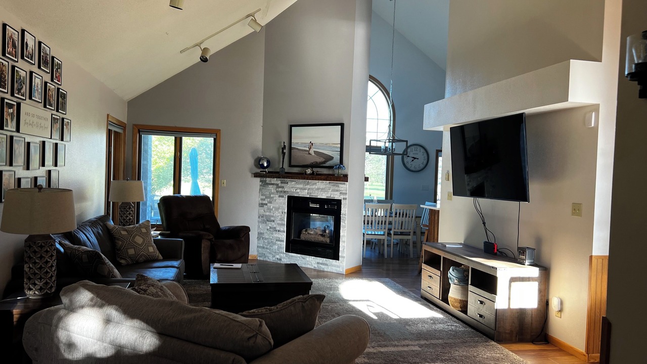 Photo of Livingroom in Hayward