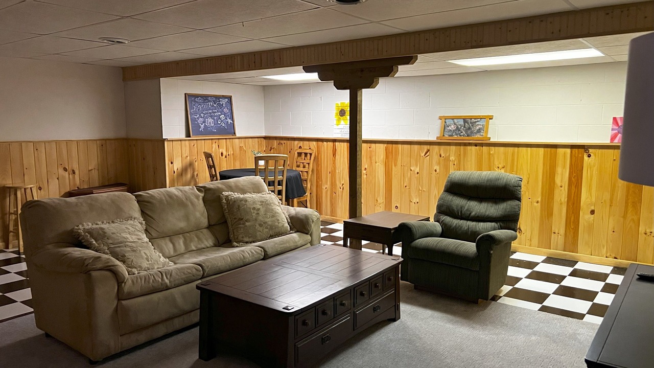 Photo of Livingroom in Hayward