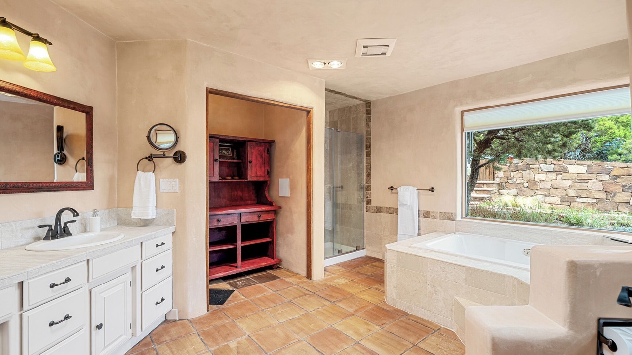 Photo of Bathroom in Tesuque Hills