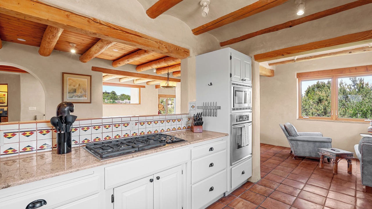 Photo of Kitchen in Tesuque Hills