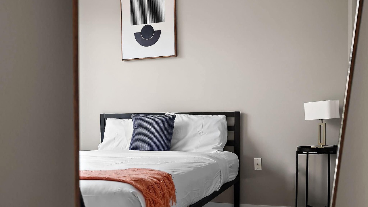 Photo of Bedroom in Mill District