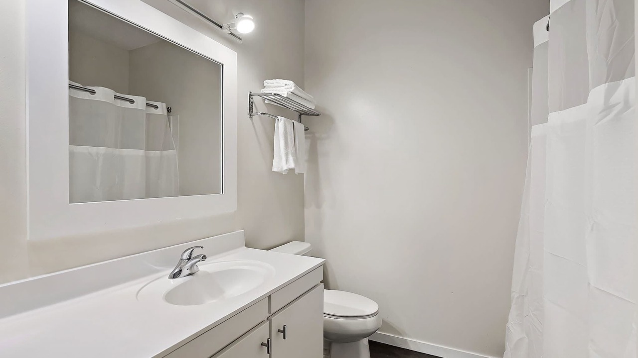 Photo of Bathroom in Mill District