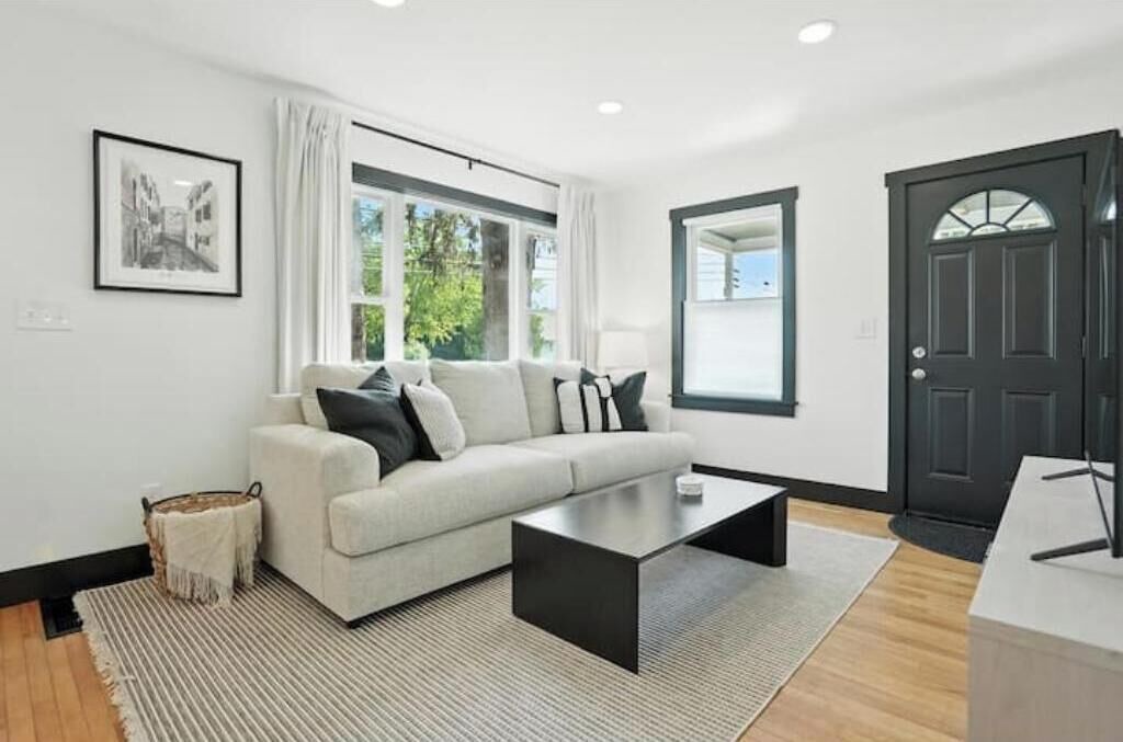 Photo of Livingroom in South Burlington