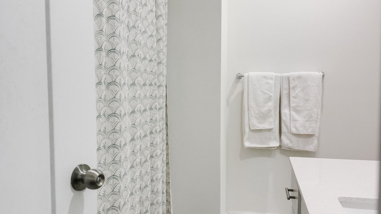 Photo of Bathroom in Oakdale