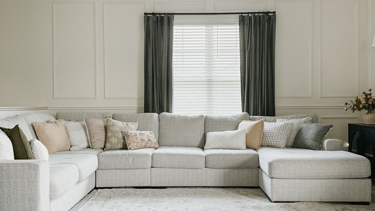 Photo of Livingroom in Oakdale