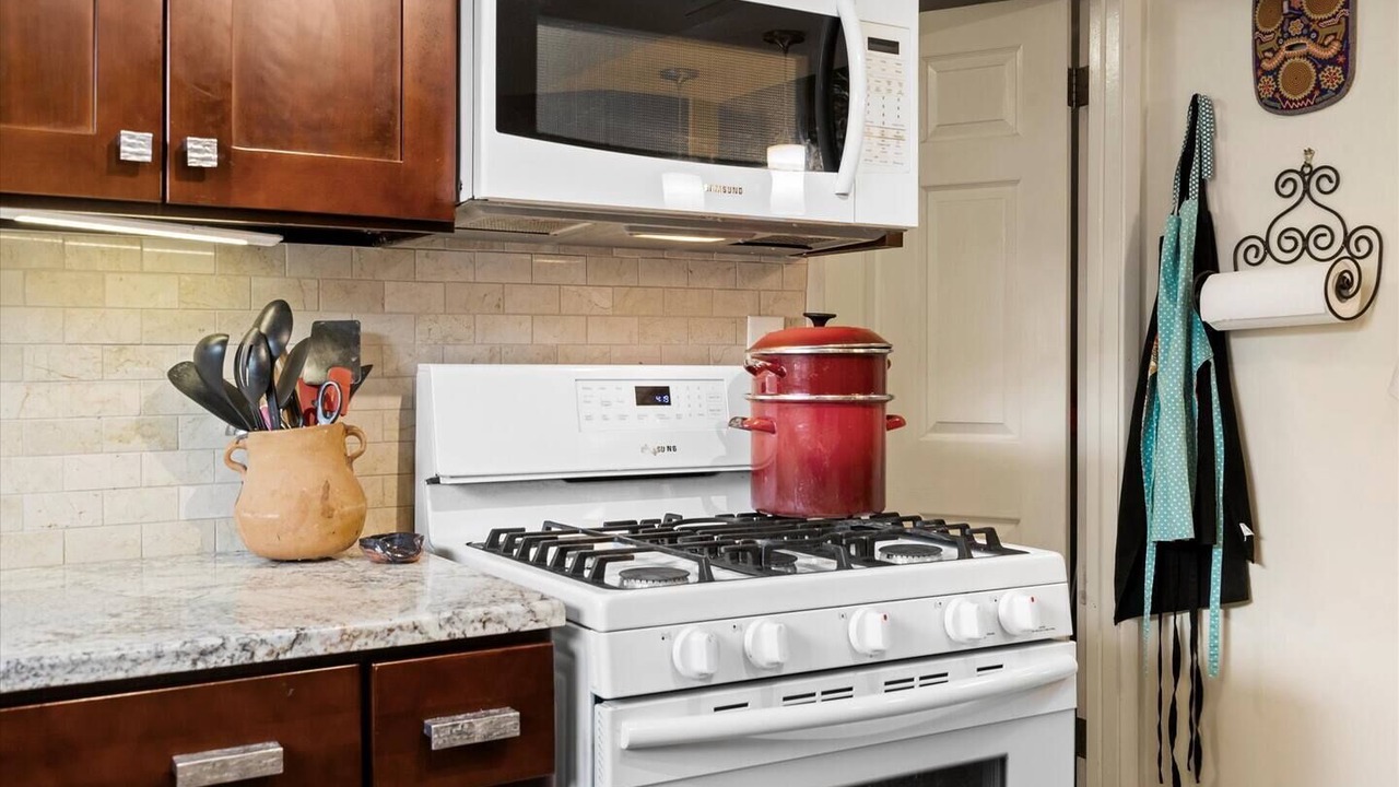 Photo of Kitchen in Northeast Heights