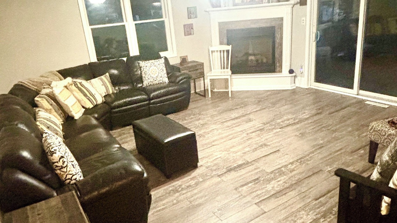 Photo of Livingroom in Ellsworth