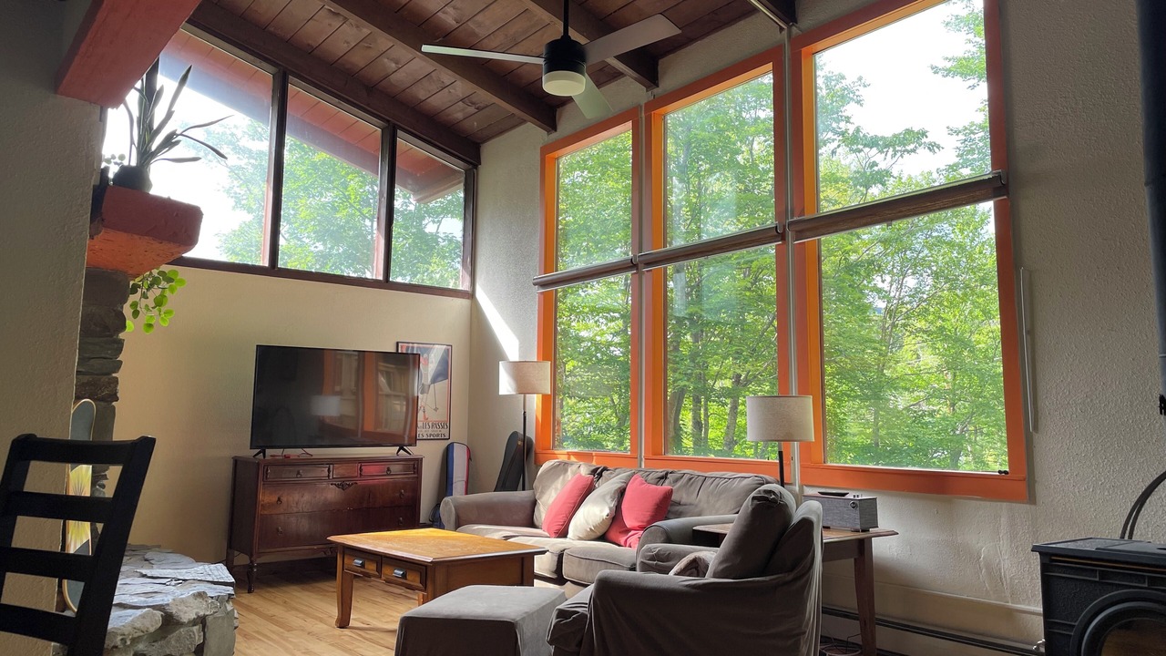 Photo of Livingroom in Bolton Valley