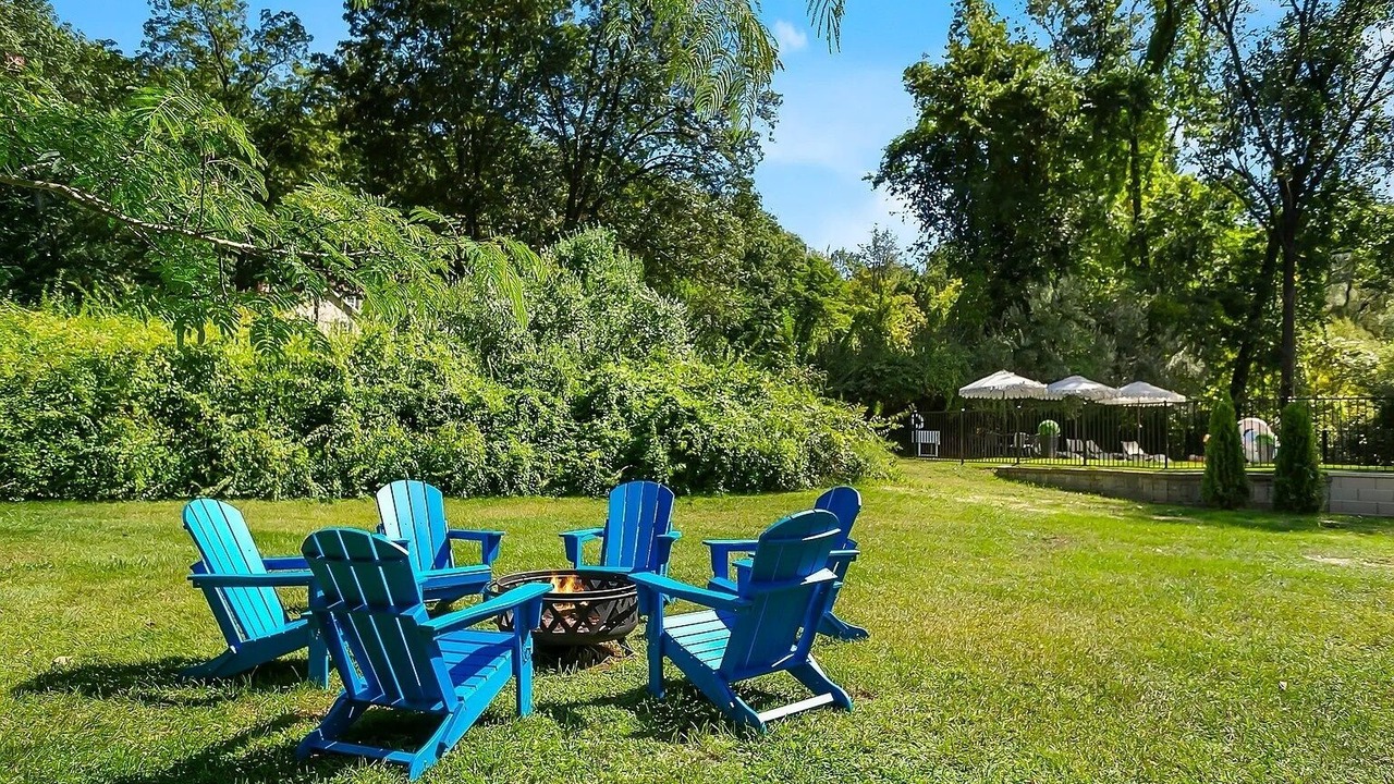 Photo of Outdoor in Redding Ridge