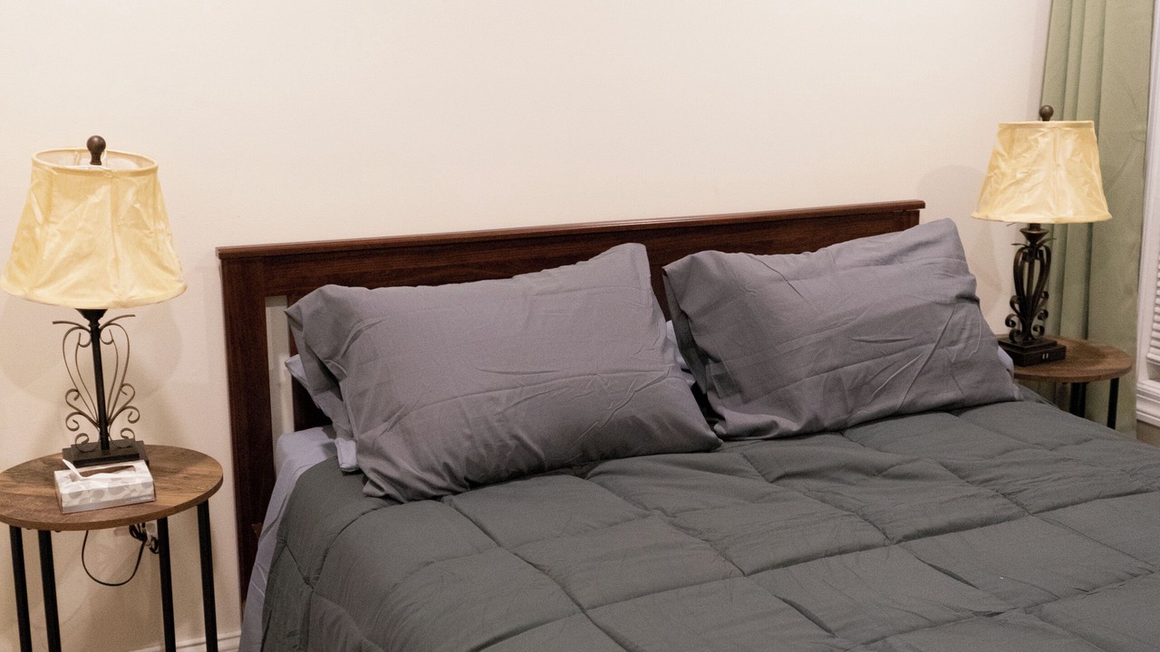 Photo of Bedroom in Dudley - Brunswick King
